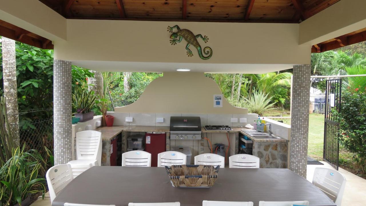 Royal Bay Apartment Anse Royale Exterior foto