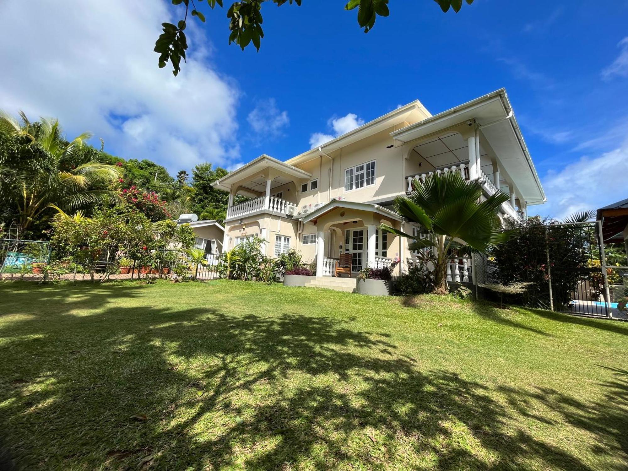 Royal Bay Apartment Anse Royale Exterior foto